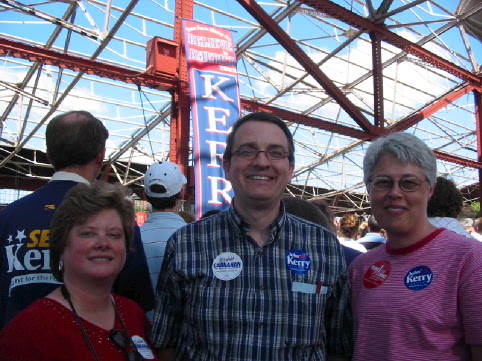 2004_08_05 Shelia Randy Janice at Kerry Rally.jpg